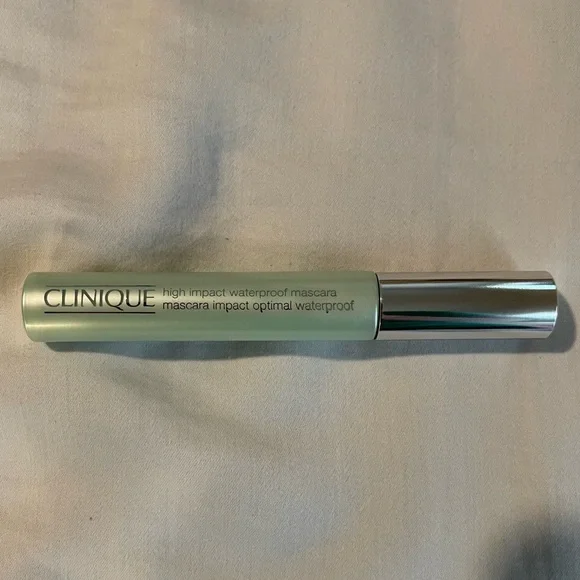 Clinique waterproof mascara - Picture 1 of 1